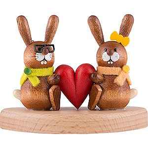Kleine Figuren & Miniaturen Osterartikel Hasenpaar auf Sockel mit Herz - 5 cm