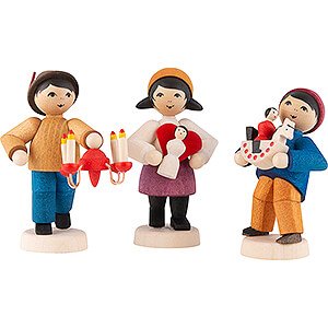 Small Figures & Ornaments ULMIK Winterchildren stained Ore Mountain Children - 3 pcs. - stained - 7 cm / 2.8 inch