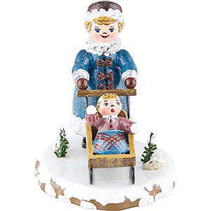 Kleine Figuren & Miniaturen Hubrig Winterkinder Winterkinder Mdchen mit Kinderschlitten - 7 cm