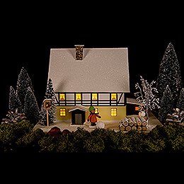 Lighted House - Half-Timber House with Hallway - 29 cm / 11.4 inch