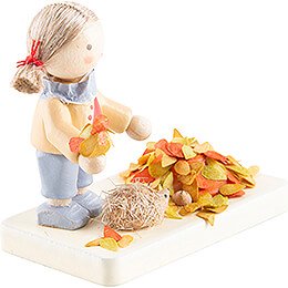 Flax Haired Children Girl with Hedgehog - 3,9 cm / 1.5 inch