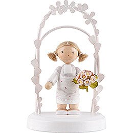 Flax Haired Children - Birthday Child with Roses - 7,5 cm / 3 inch