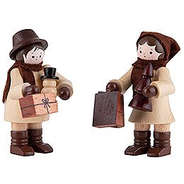 Thiel Figurine  -  Shopping Couple  -  natural  -  5,5cm / 2.2 inch