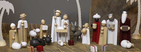 Nativities & Nativity Figurines